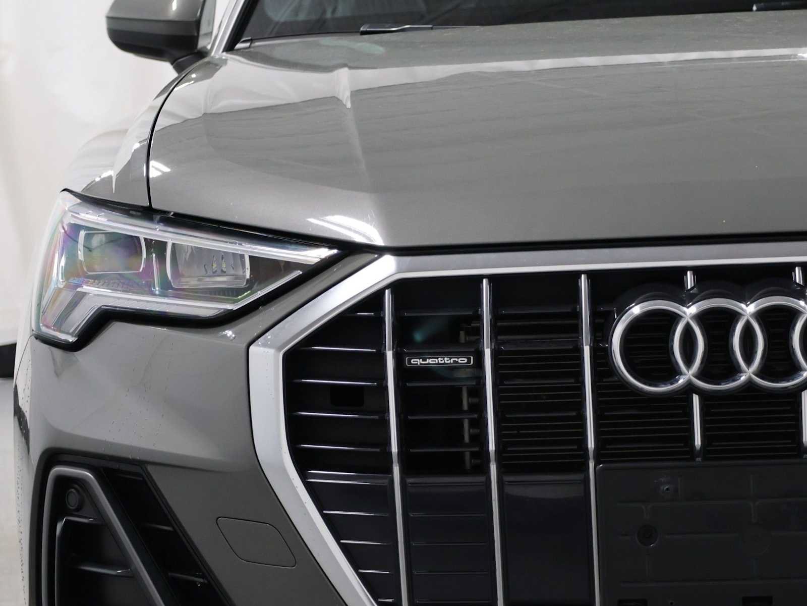 Used 2023 Audi Q3 2.0T Premium w/ Convenience Package AWD/4WD image 15