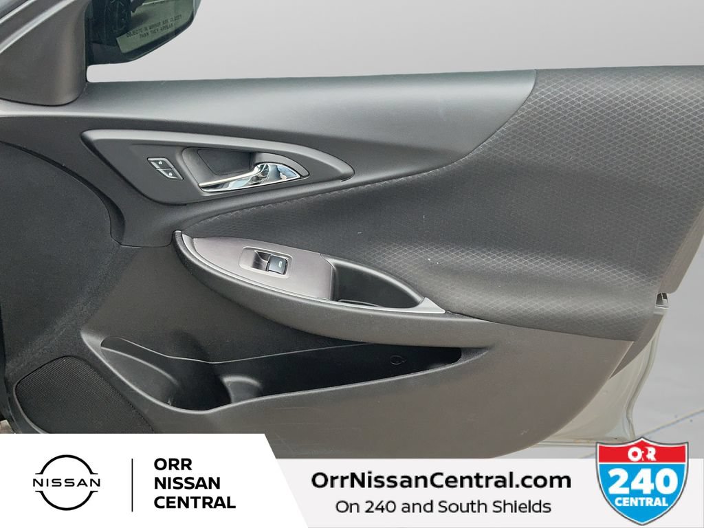 Used 2023 Chevrolet Malibu LT FWD image 10