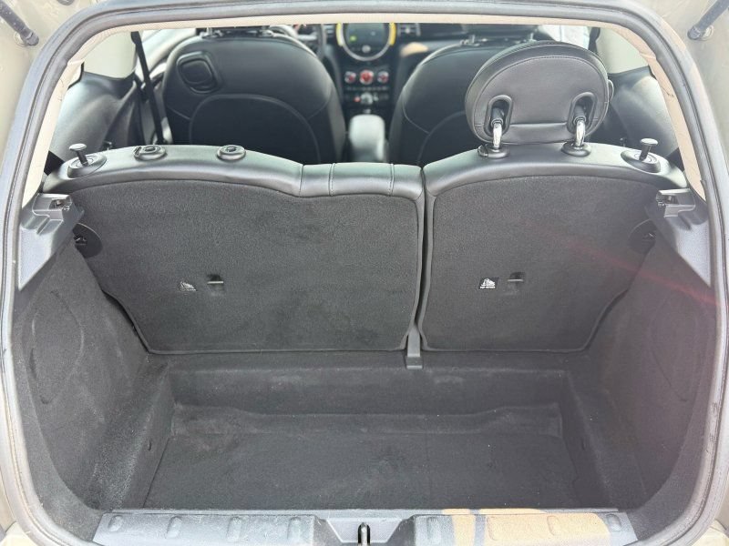 Used 2019 MINI Cooper 2-Door Hardtop FWD image 7