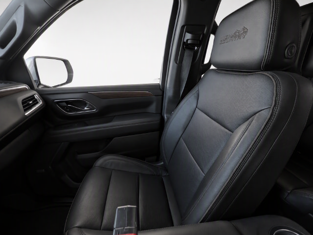 Used 2021 Chevrolet Tahoe High Country w/ Premium Package AWD/4WD image 14
