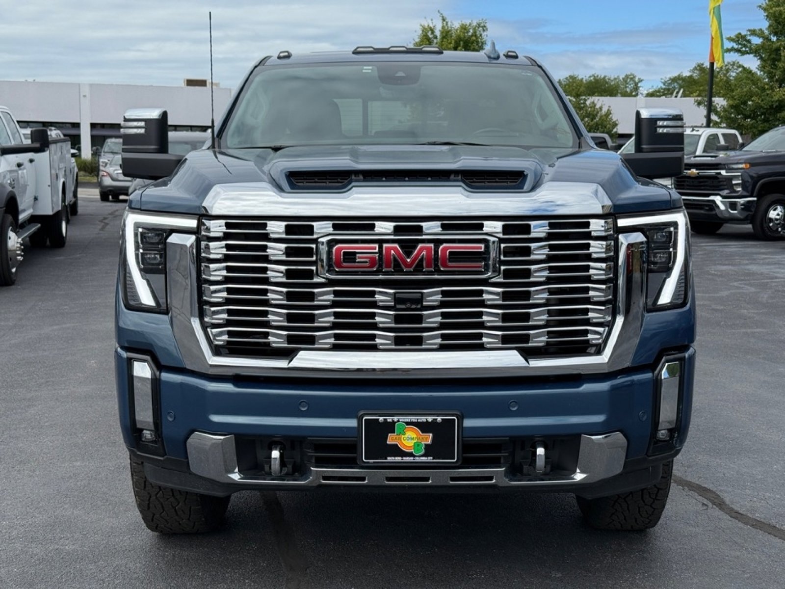Used 2024 GMC Sierra 2500 Denali w/ Technology Package image 3