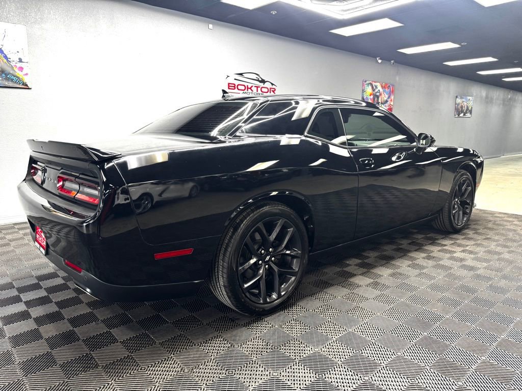 Used 2019 Dodge Challenger GT w/ Blacktop Package RWD image 15