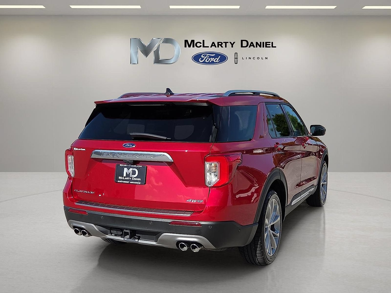 Certified 2021 Ford Explorer Platinum w/ Equipment Group 601A AWD/4WD image 5