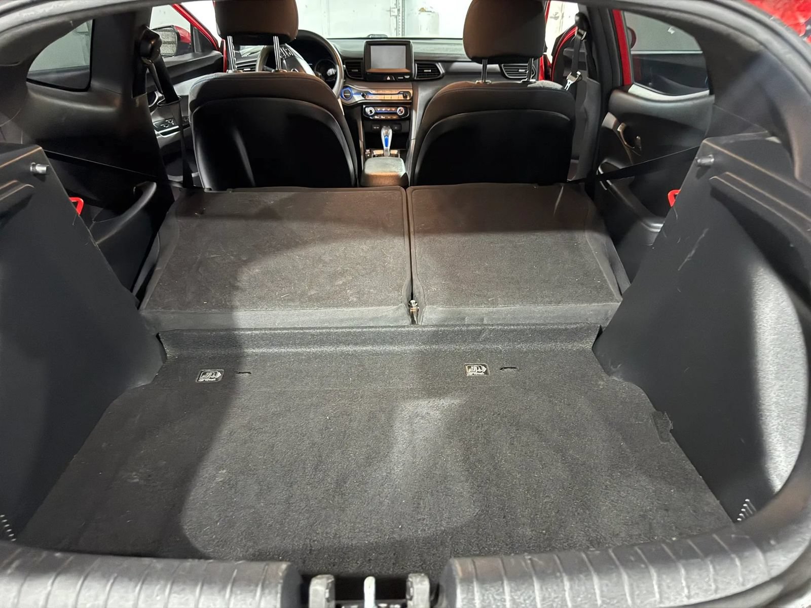 Used 2019 Hyundai Veloster 2.0 FWD image 24