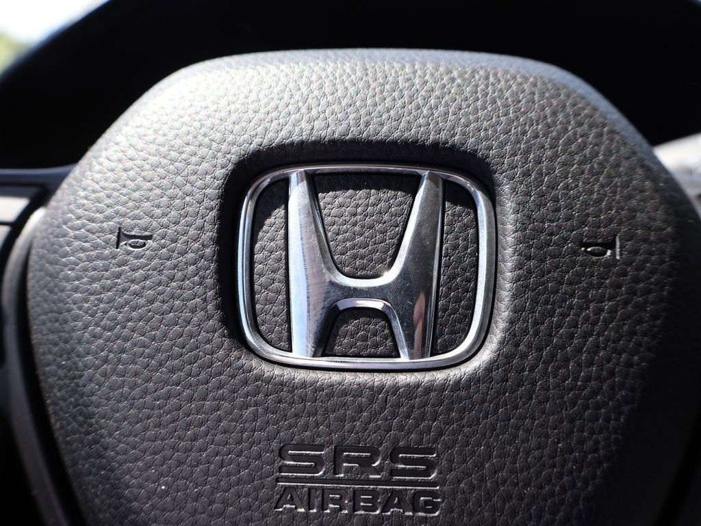 Used 2025 Honda CR-V LX image 26