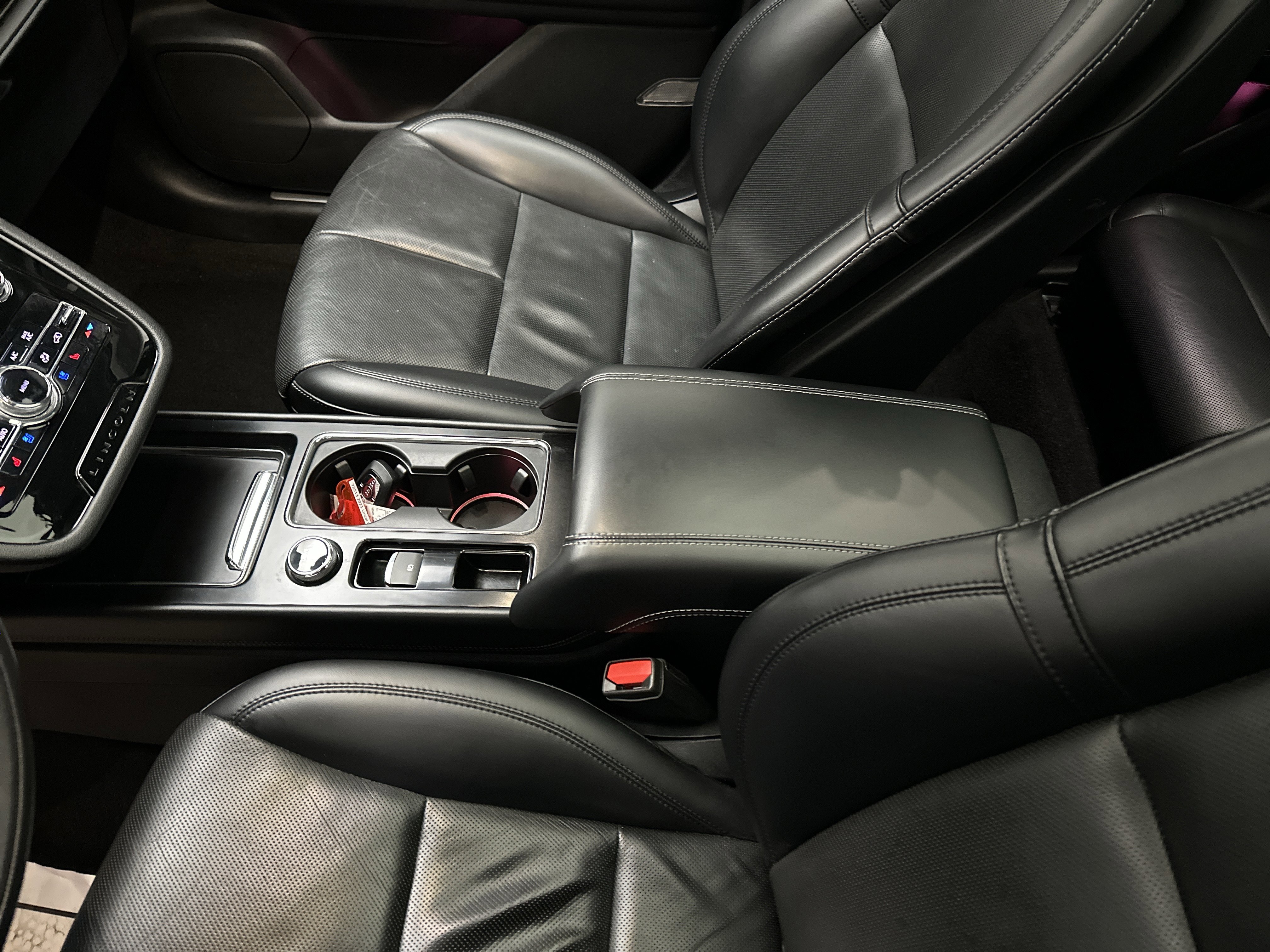 Used 2021 Lincoln Corsair Reserve w/ Equipment Group 201A image 44