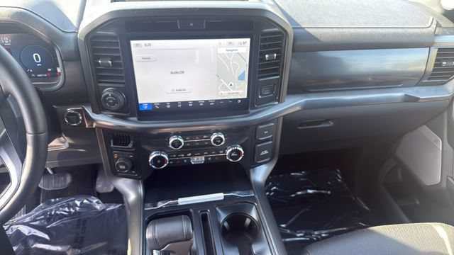 Used 2025 Ford F150 Lariat AWD/4WD image 28