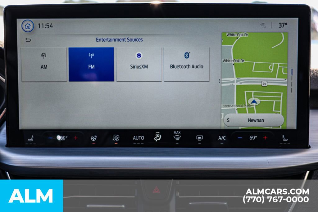 Used 2025 Ford Escape Platinum AWD/4WD image 41