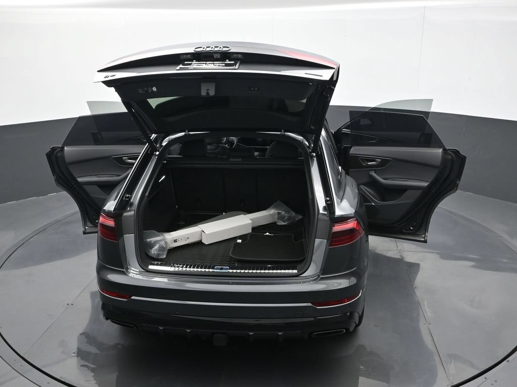 Used 2025 Audi Q8 Premium Plus AWD/4WD image 27