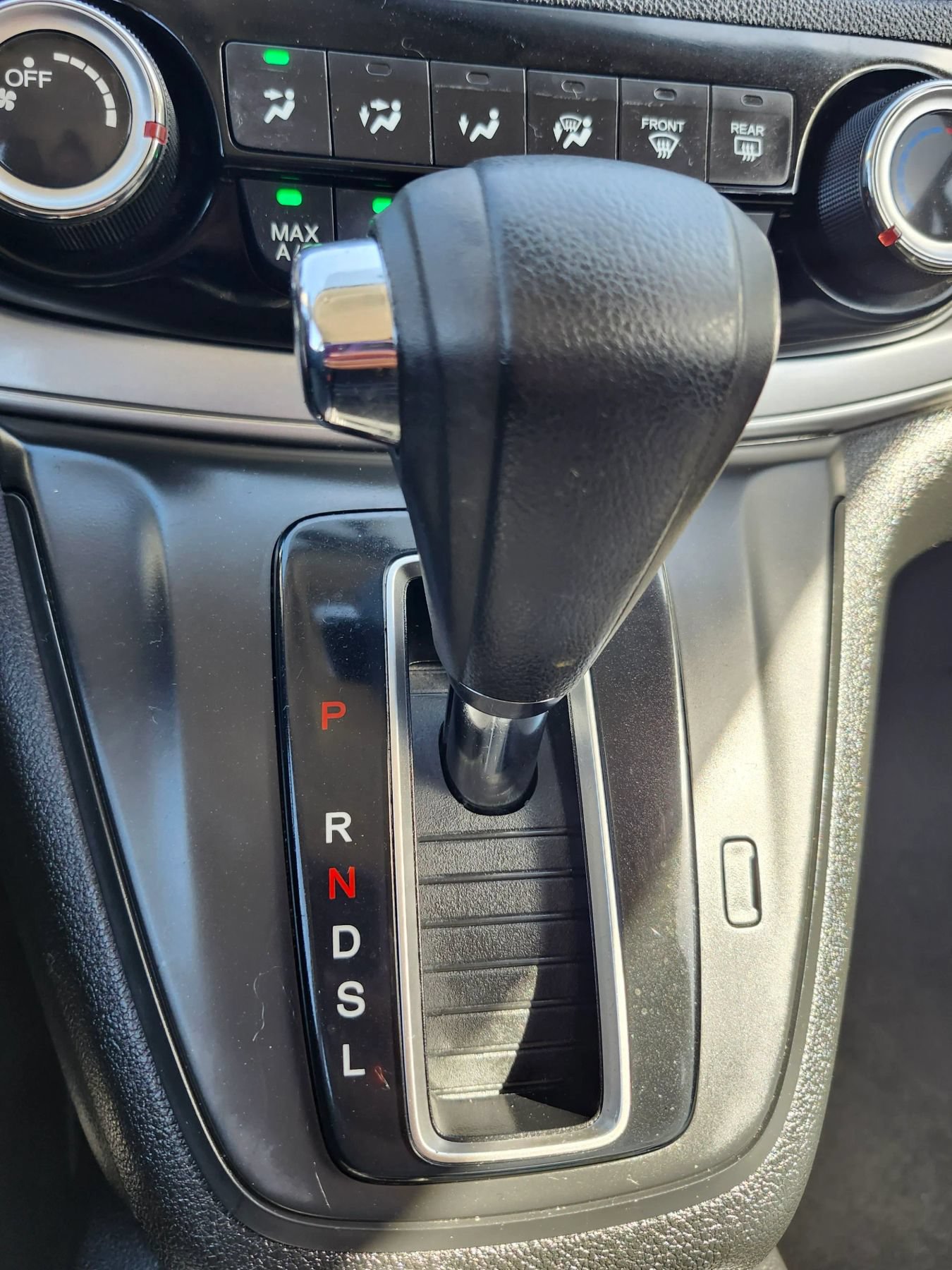 Used 2015 Honda CR-V LX image 27