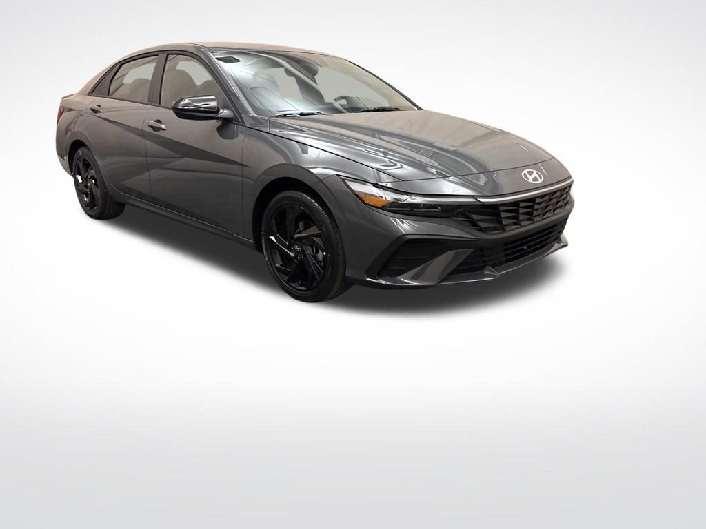 Certified 2026 Hyundai Elantra Sport w/ Cargo Package image 3