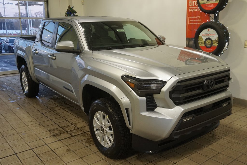 New 2026 Toyota Tacoma SR5 image 2