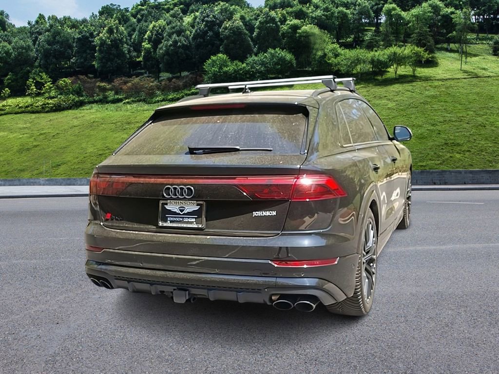 Used 2024 Audi SQ8 Prestige w/ Prestige Package image 3
