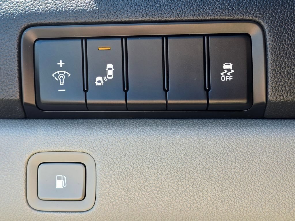 Used 2020 Kia Sedona EX FWD image 23