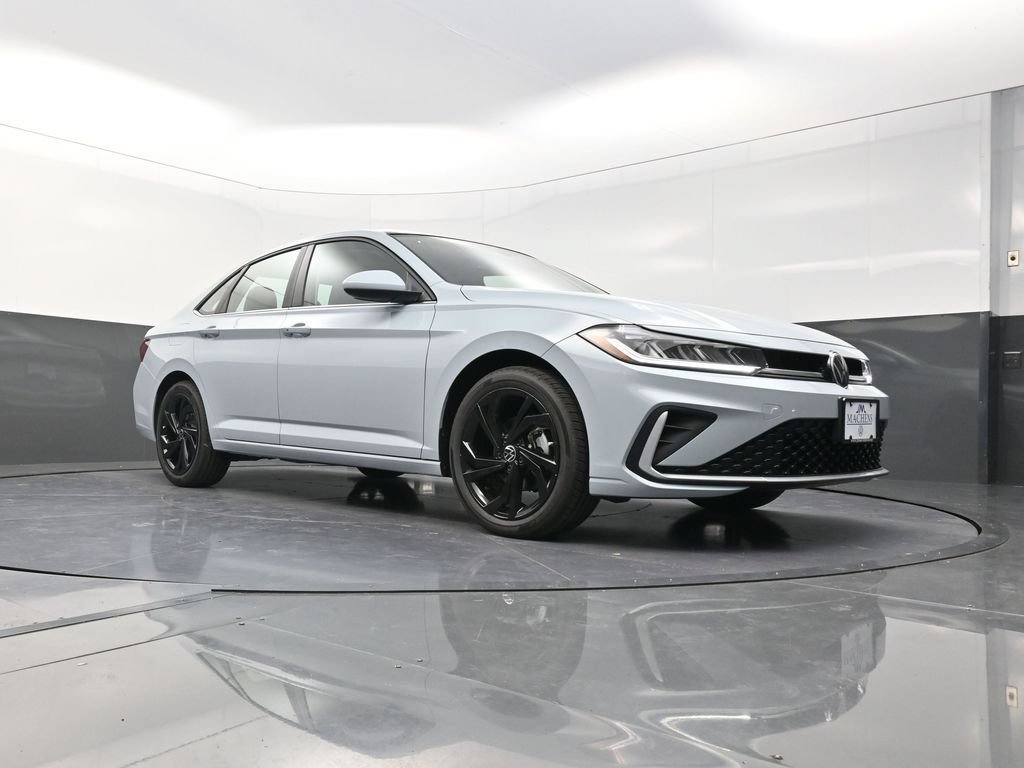 New 2026 Volkswagen Jetta SE FWD image 20