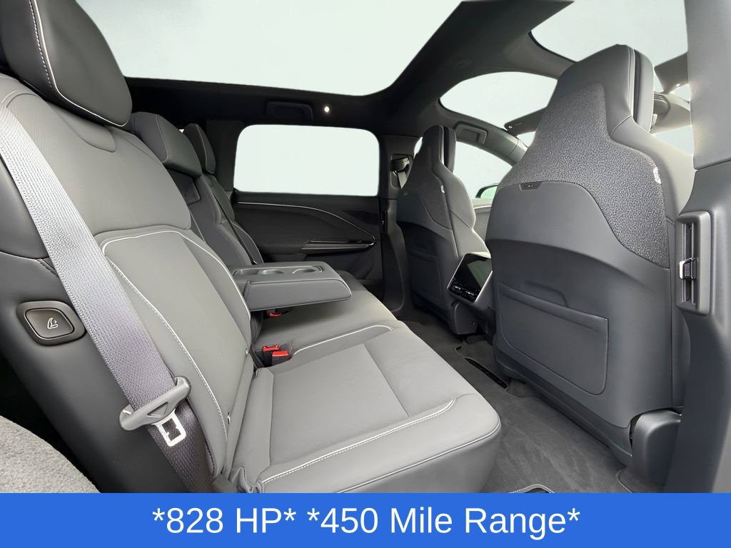 Used 2026 Lucid Gravity Grand Touring AWD/4WD image 23