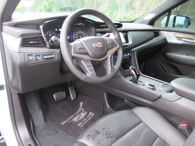 Certified 2024 Cadillac XT5 Sportv w/ Platinum Package AWD/4WD image 19