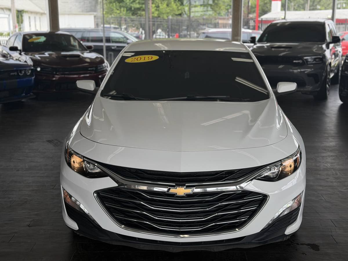 Used 2019 Chevrolet Malibu LT FWD image 13