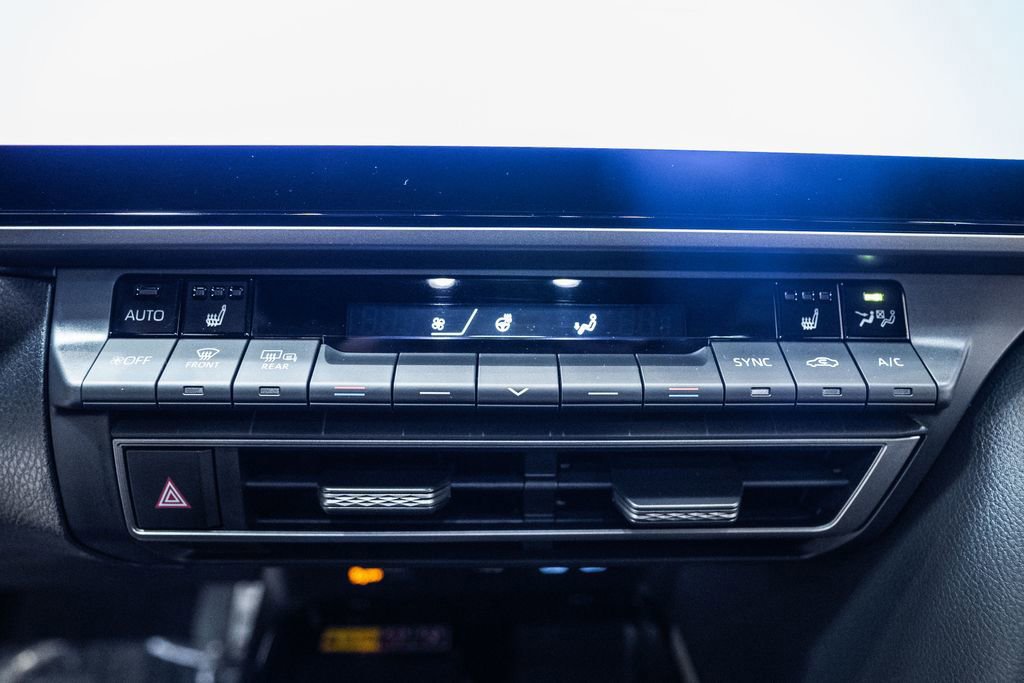 Certified 2025 Toyota Camry XSE image 28