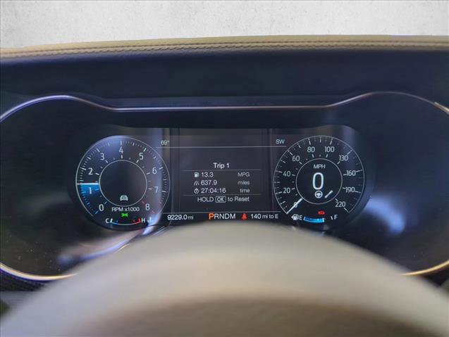 Certified 2021 Ford Mustang Shelby GT500 w/ Technology Package RWD image 3