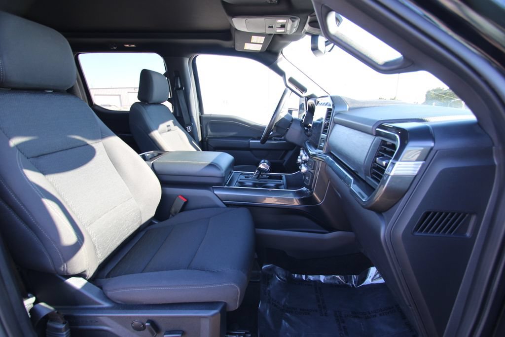 Used 2022 Ford F150 XLT w/ Equipment Group 302A High image 8