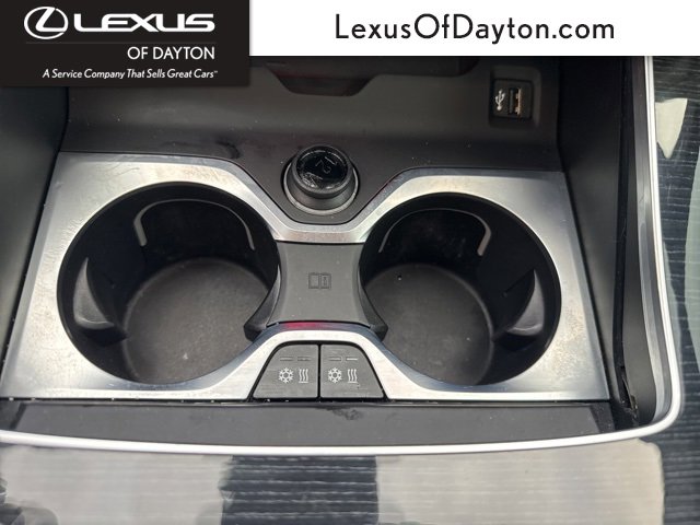 Used 2023 BMW X7 M60i w/ Executive Package image 31