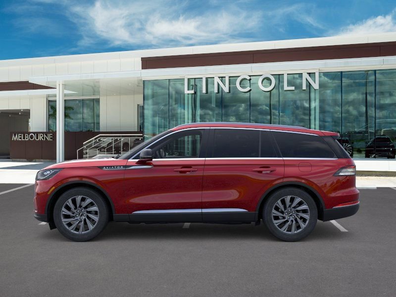New 2026 Lincoln Aviator 2WD image 3