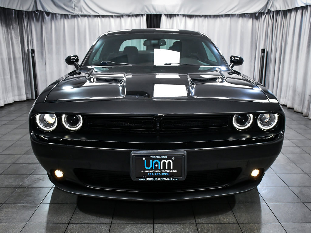 Used 2021 Dodge Challenger SXT w/ Blacktop Package RWD image 2