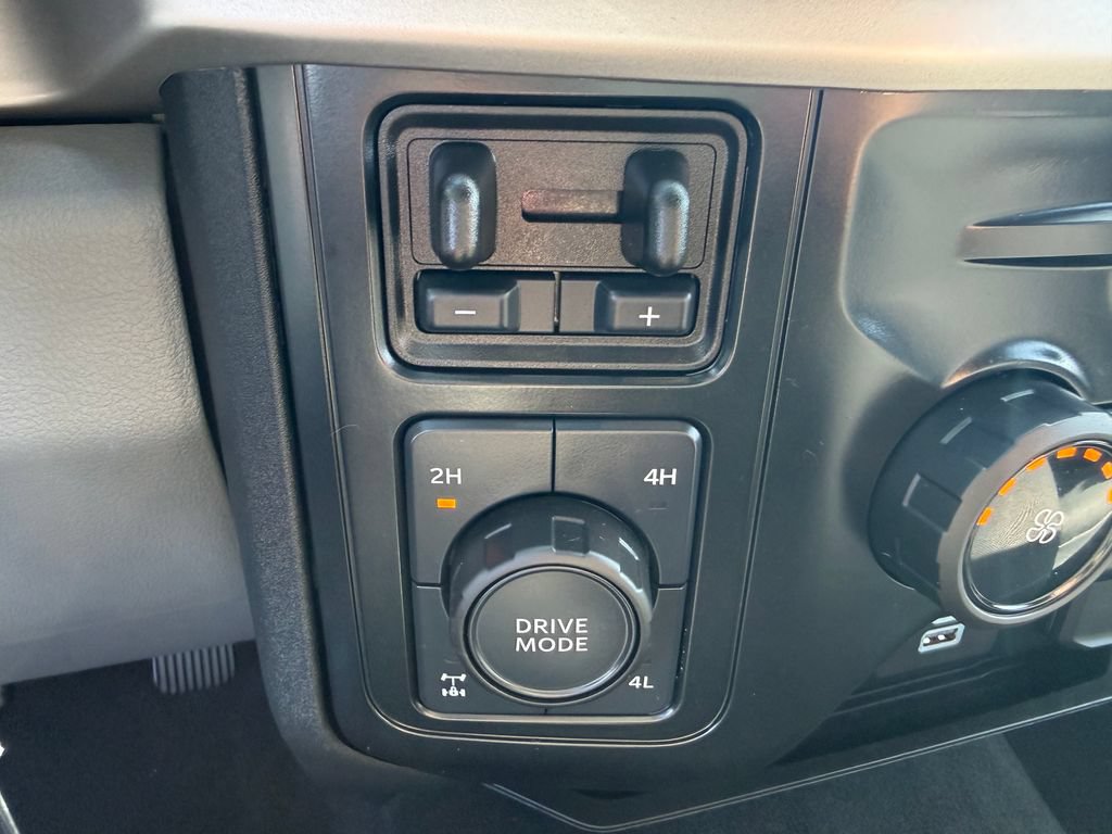 Certified 2024 Ford F250 XL w/ STX Appearance Package AWD/4WD image 33
