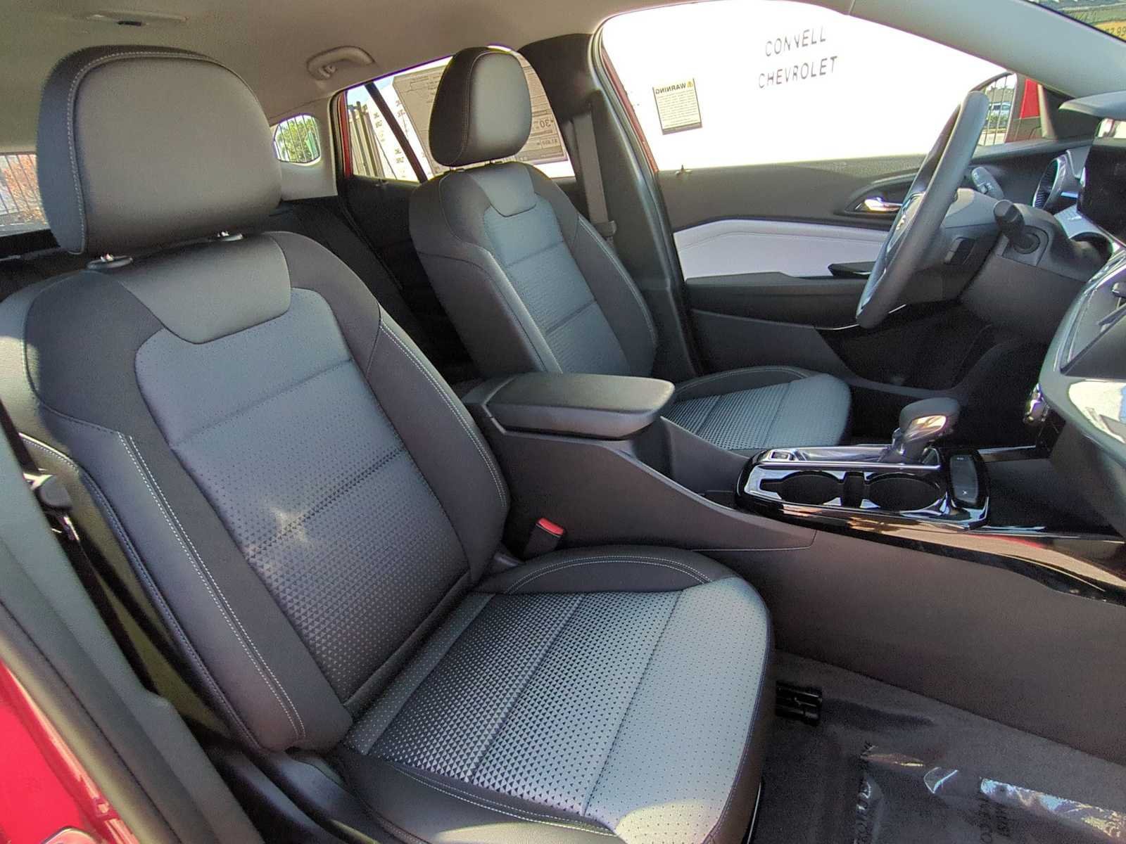 New 2026 Chevrolet Trax LT FWD image 27