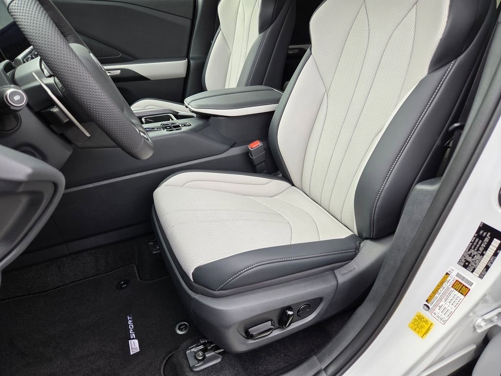 New 2026 Lexus TX 500h AWD w/ Technology Package image 6