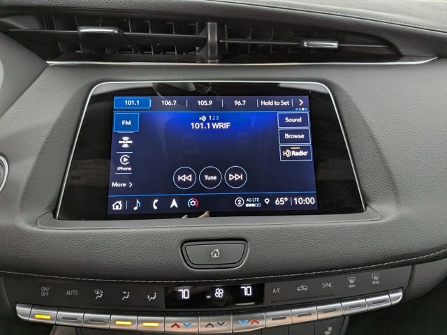 Certified 2022 Cadillac XT4 Premium Luxury w/ Enhanced Visibility Package image 22