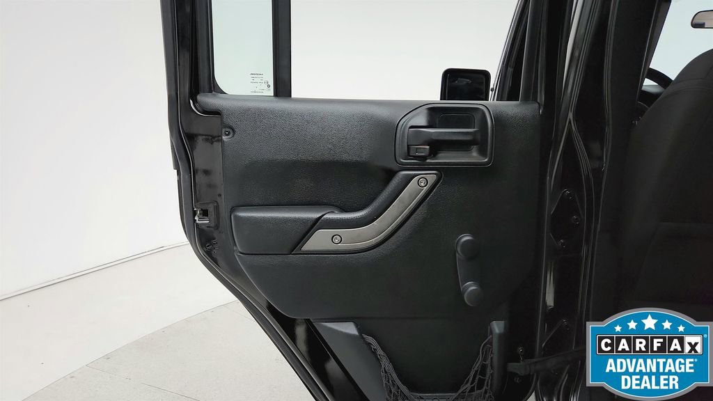 Used 2017 Jeep Wrangler Unlimited Sport w/ Connectivity Group image 19