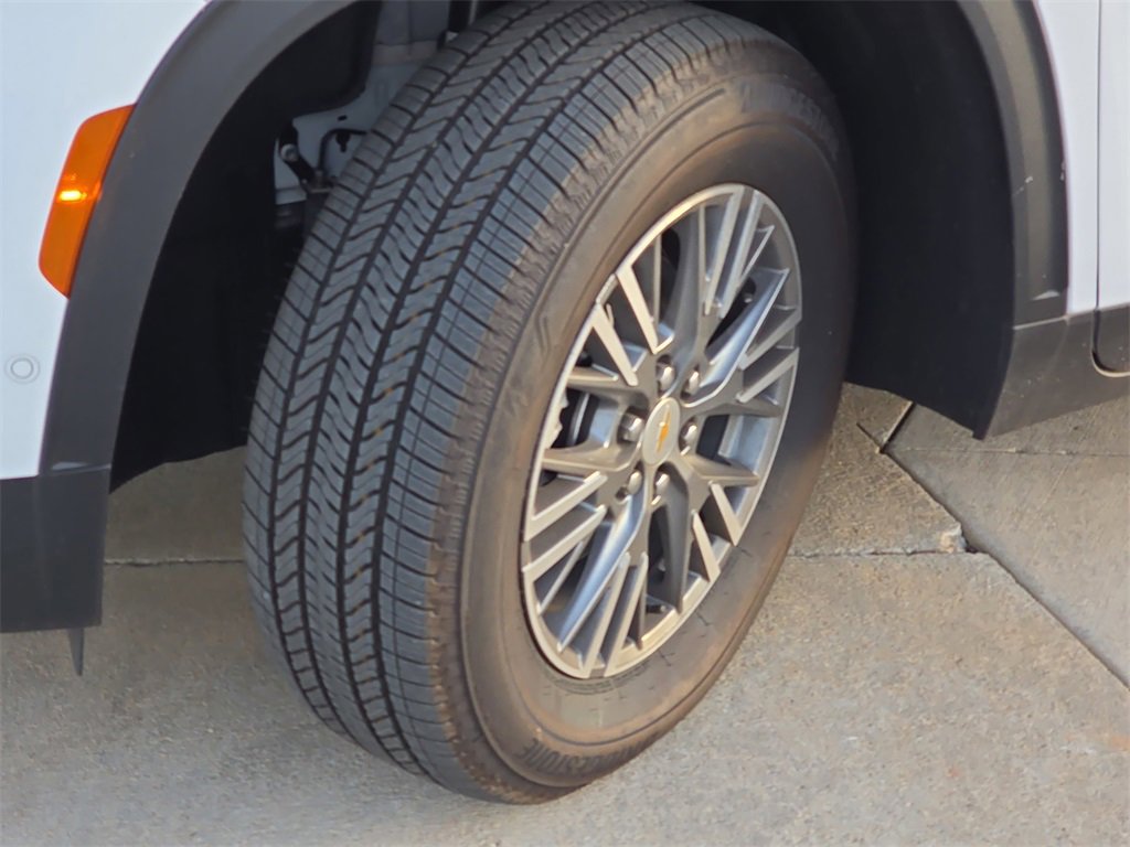 New 2025 Chevrolet Traverse LT w/ Enhanced Driving Package image 33