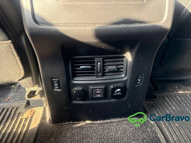 Used 2021 Nissan Titan PRO-4X w/ Pro-4x Convenience Package AWD/4WD image 11