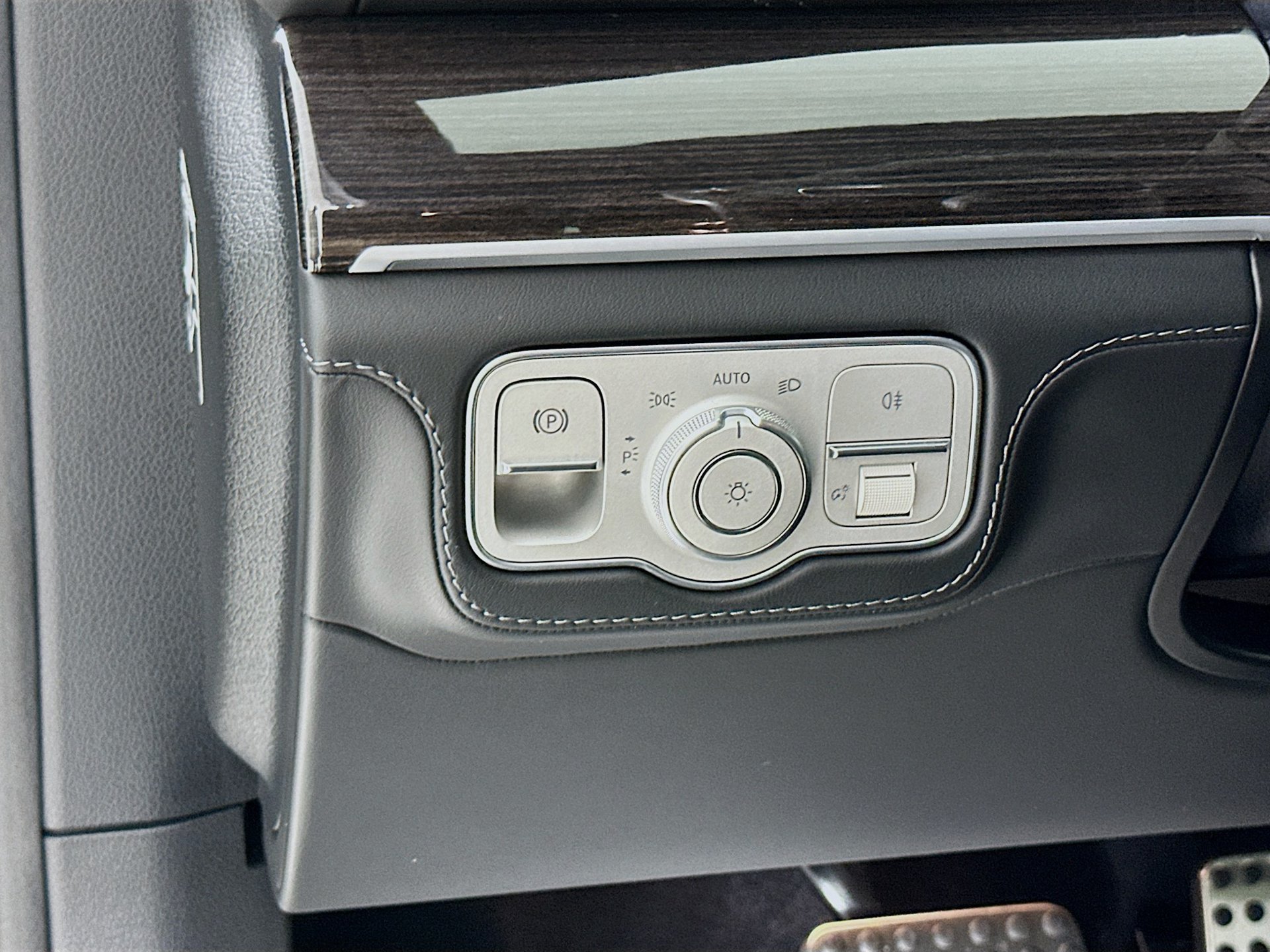 Certified 2023 Mercedes-Benz GLS 63 AMG 4MATIC image 11
