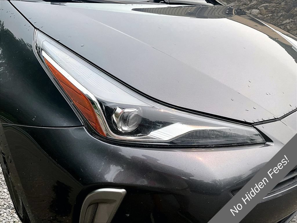 Used 2022 Toyota Prius XLE FWD image 25