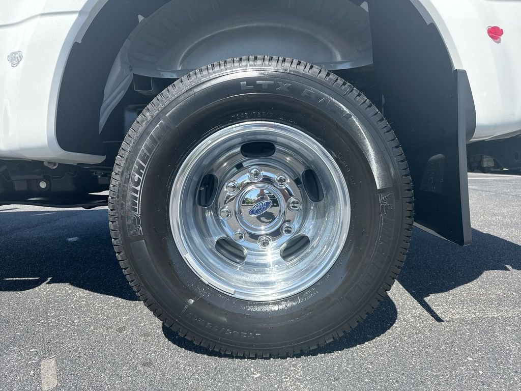 New 2026 Ford F350 Lariat image 28