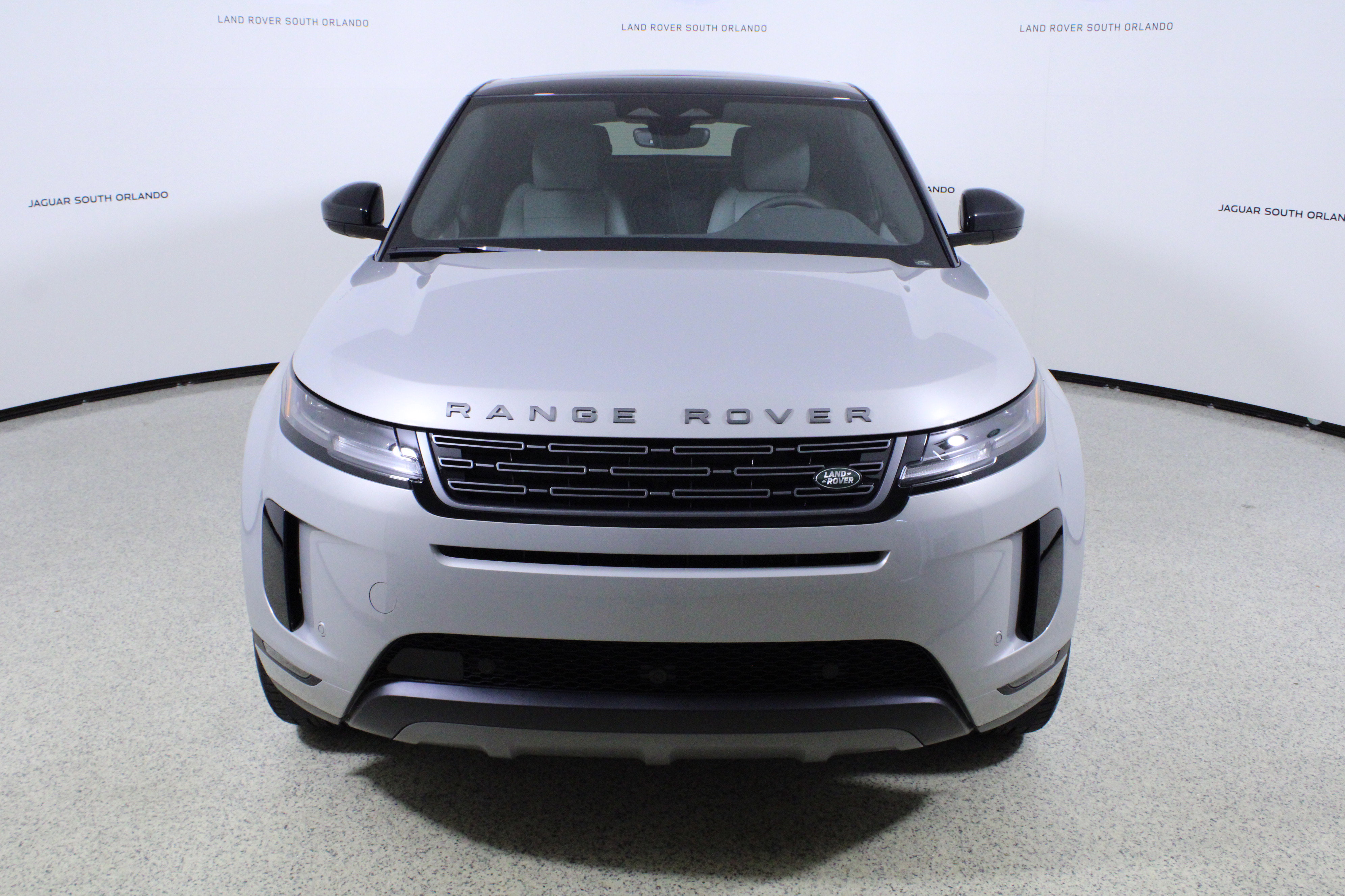 New 2026 Land Rover Range Rover Evoque S image 2