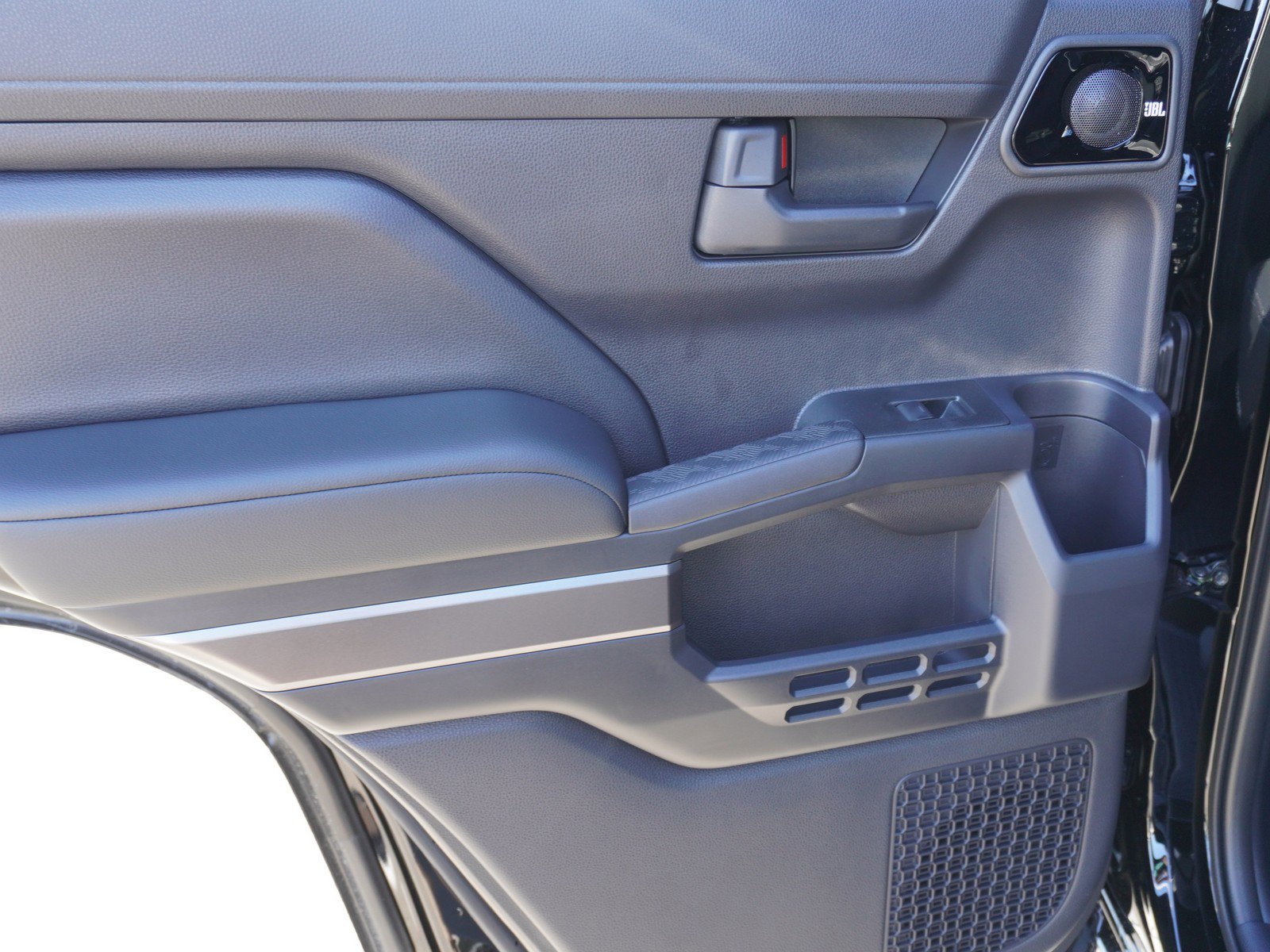 New 2025 Toyota 4Runner TRD Off-Road Premium image 15