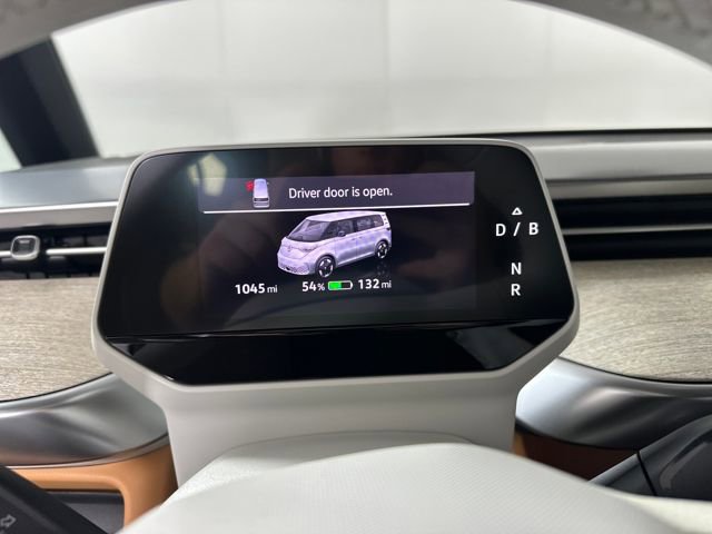 Used 2025 Volkswagen ID. Buzz 1st Edition image 17