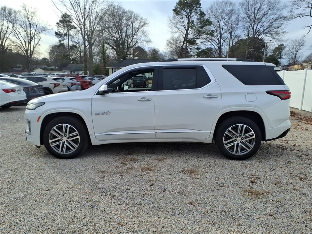Used 2023 Chevrolet Traverse High Country image 4