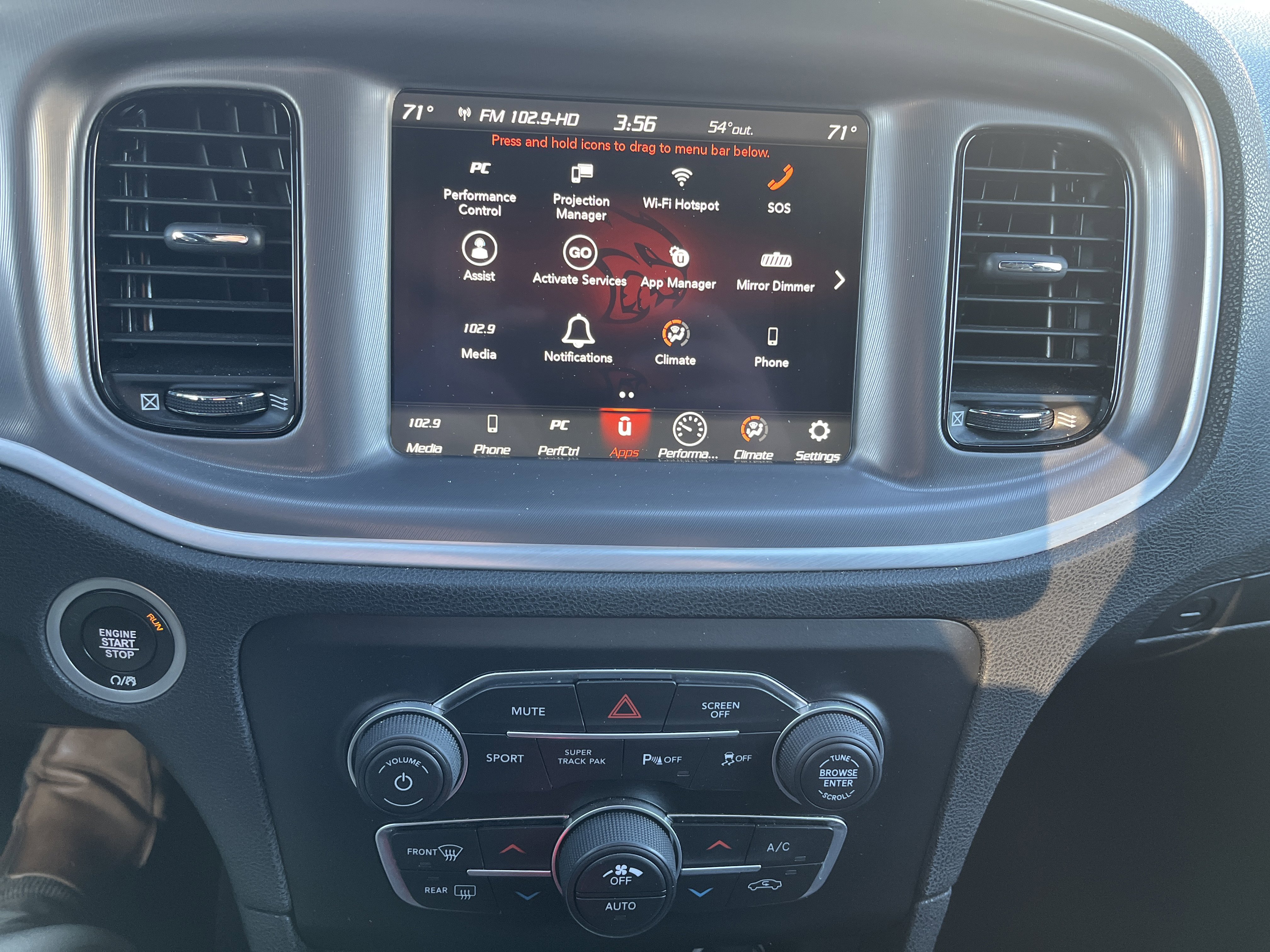 Used 2022 Dodge Charger R/T w/ Harman/Kardon Audio Group image 27