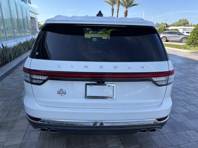 New 2026 Lincoln Aviator 2WD image 3