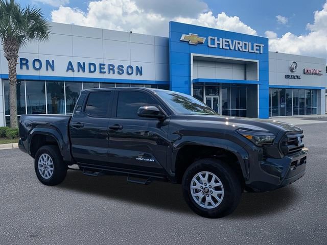 Used 2025 Toyota Tacoma SR5 AWD/4WD video 1