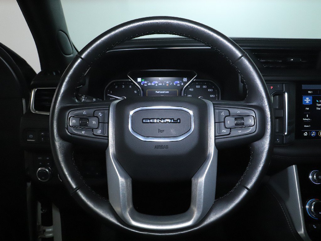 Used 2021 GMC Yukon XL Denali w/ Denali Ultimate Package AWD/4WD image 25