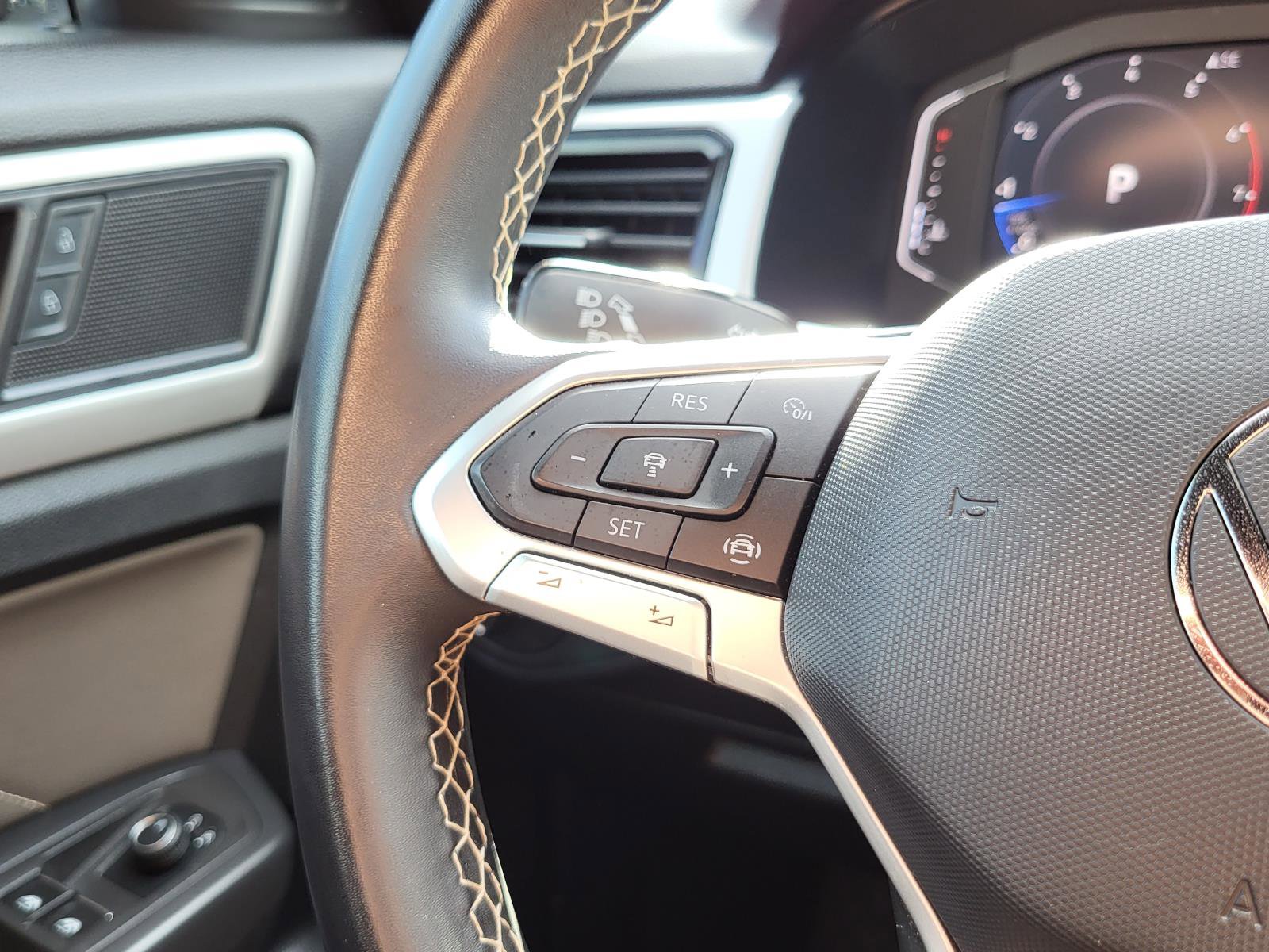 Used 2023 Volkswagen Atlas Cross Sport SE image 22