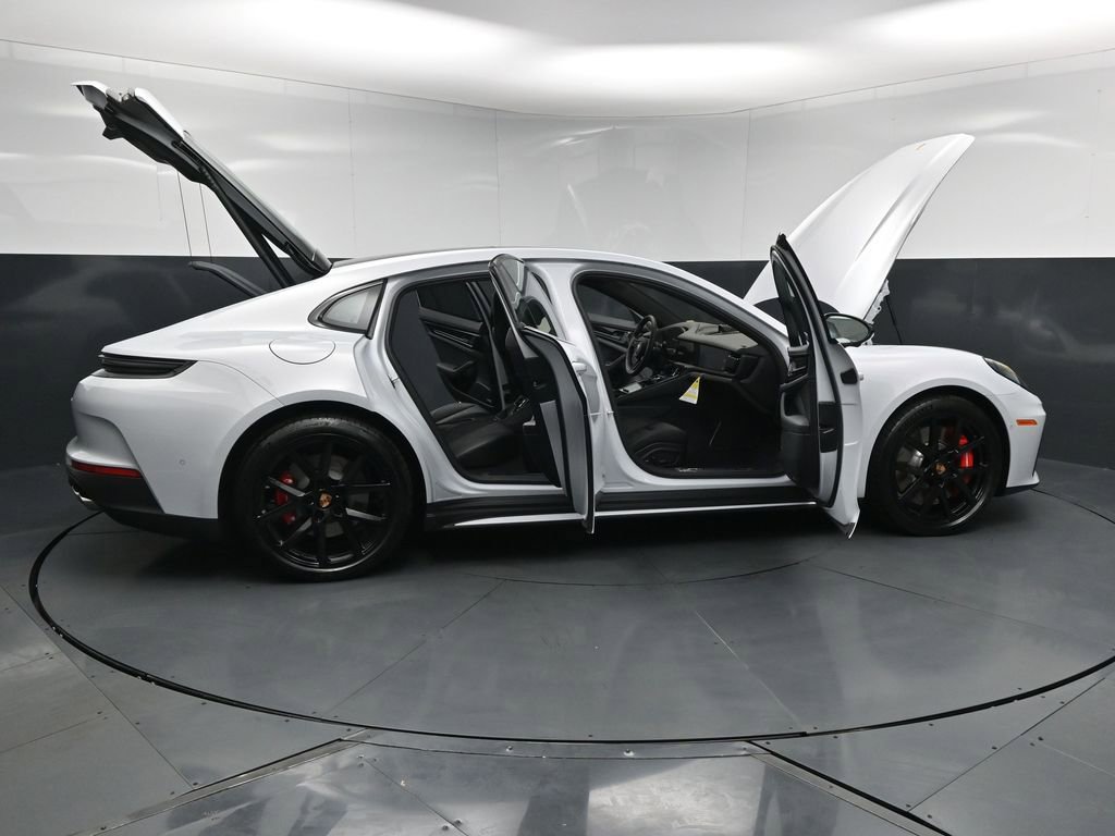 New 2026 Porsche Panamera 4S AWD/4WD image 34