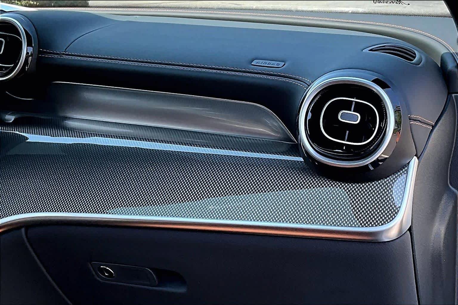 Certified 2025 Mercedes-Benz GLC 43 AMG 4MATIC image 19