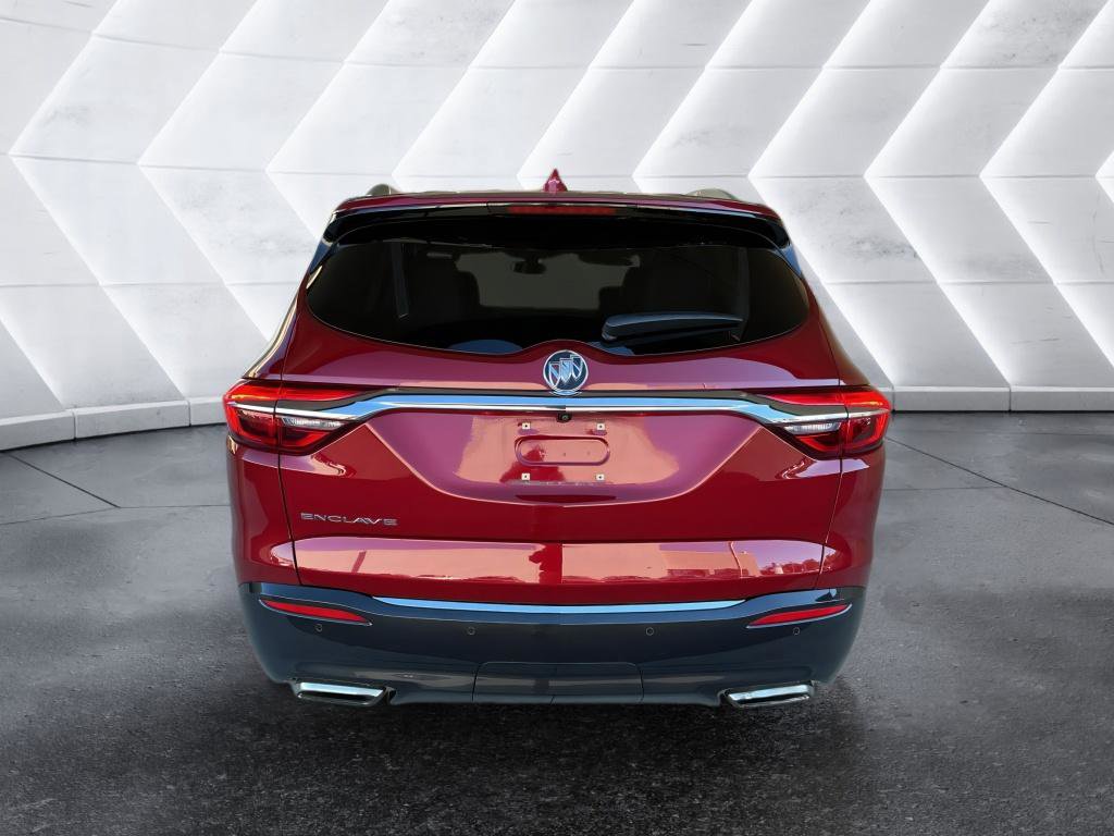 Used 2020 Buick Enclave Essence image 3